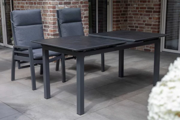 gartenmoebelgruppe-relaxsessel-merida-und-hocker-und-ausziehtisch-tarifa-set5