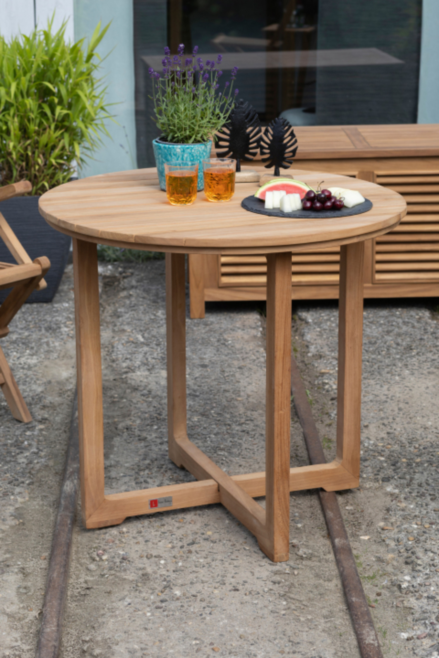 BL26003_02117_02146_Gartentisch_Retford_Klappsessel_Andover_Aufbewahrungsbox_Teak_Grande