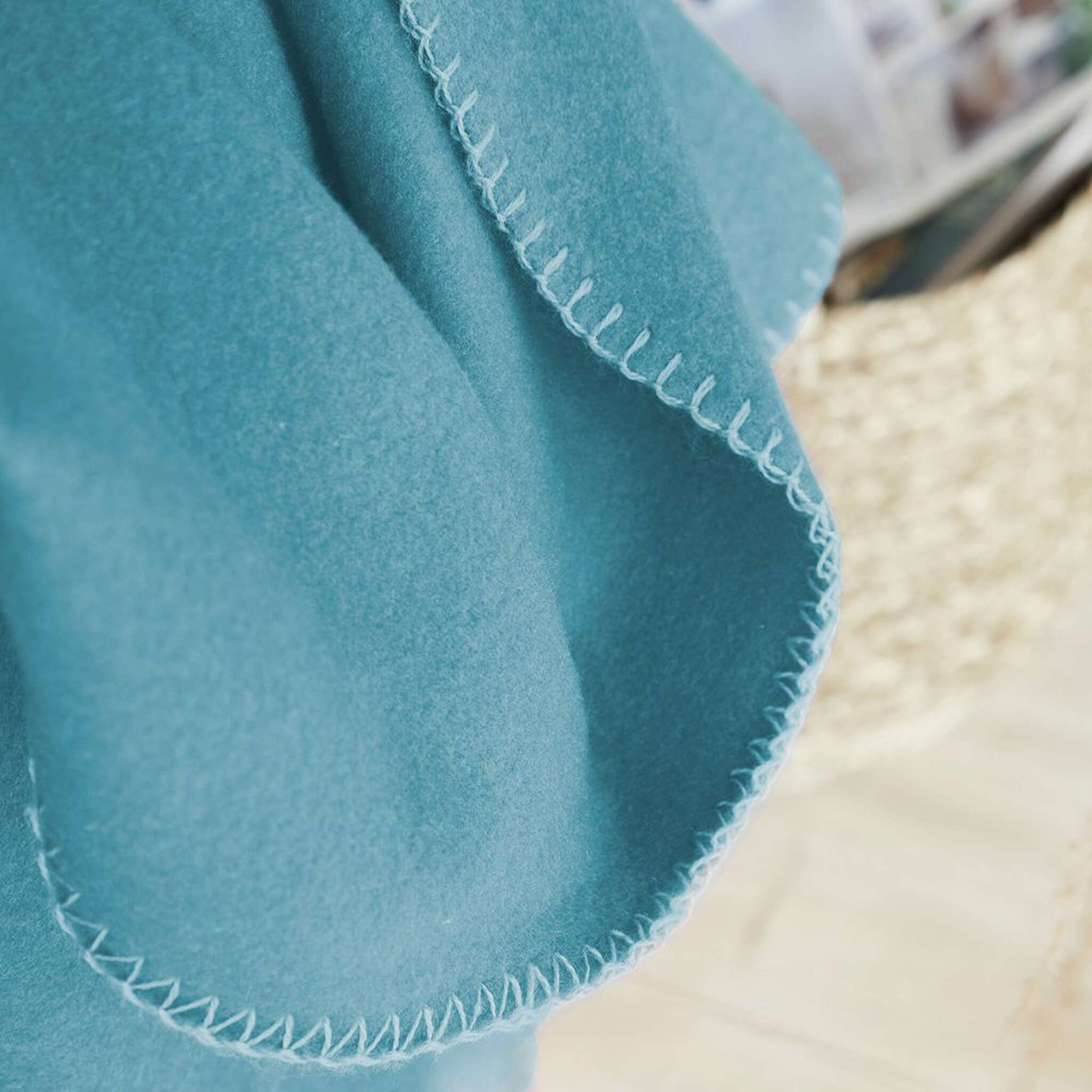 BL28153_Kuscheldecke_Wohndecke_150x200cm_petrol